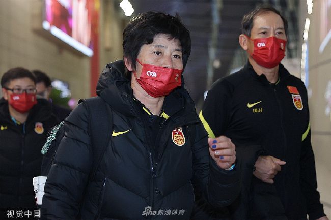午夜精品免费观看